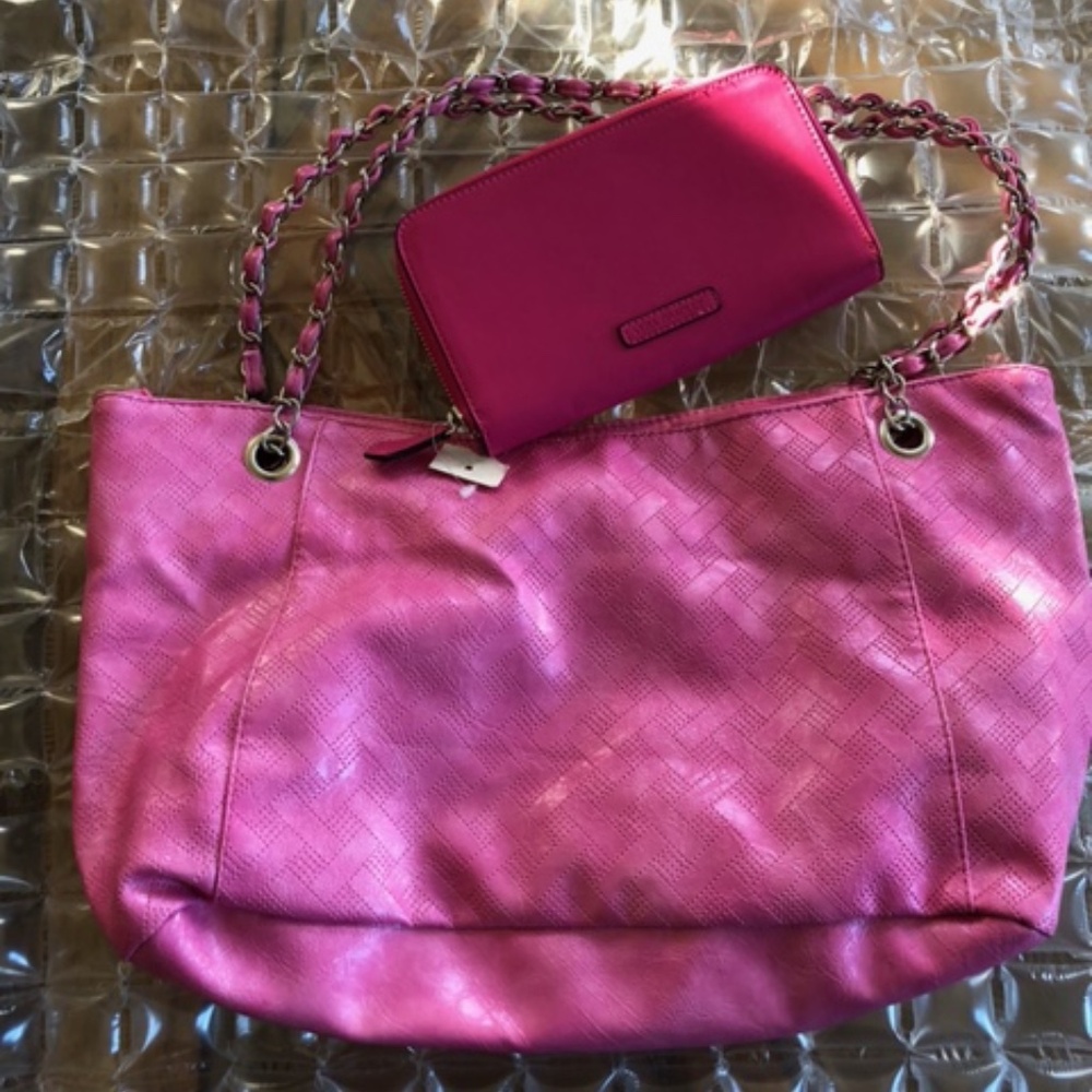 NEW Vera Bradley Pink Wallet with a Pink Tote